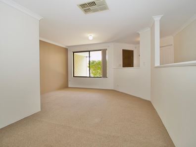 46 San Sebastian Boulevard, Port Kennedy WA 6172