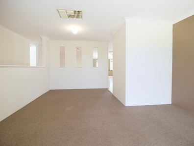 46 San Sebastian Boulevard, Port Kennedy WA 6172