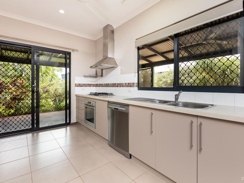 9 Greenshank Drive, Djugun