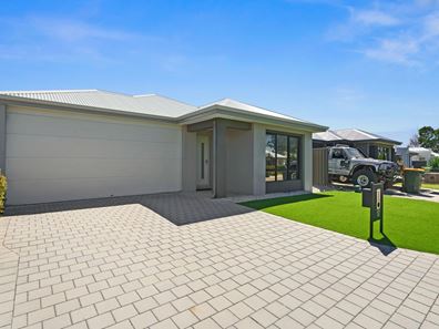 17 Stithians Avenue, Aveley WA 6069