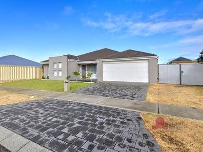 18 Gilmore Street, Dalyellup WA 6230