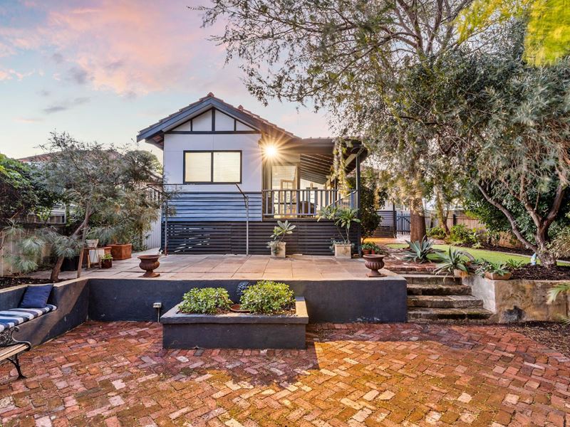 184 Holbeck Street, Doubleview WA 6018