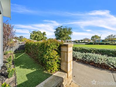 53 Apium Lane, Aveley WA 6069