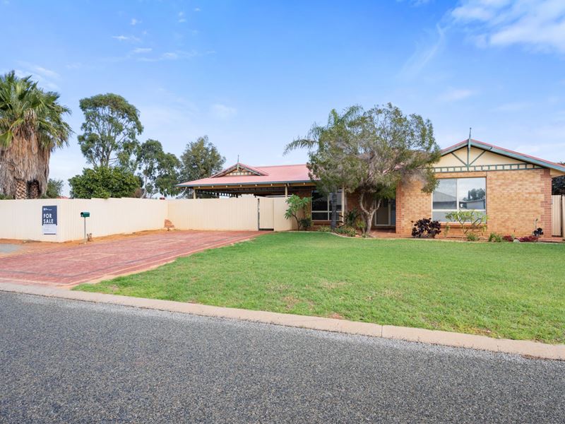 1 Warner Street, Broadwood