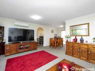 5/5 Sovereign Place, Forrestfield WA 6058