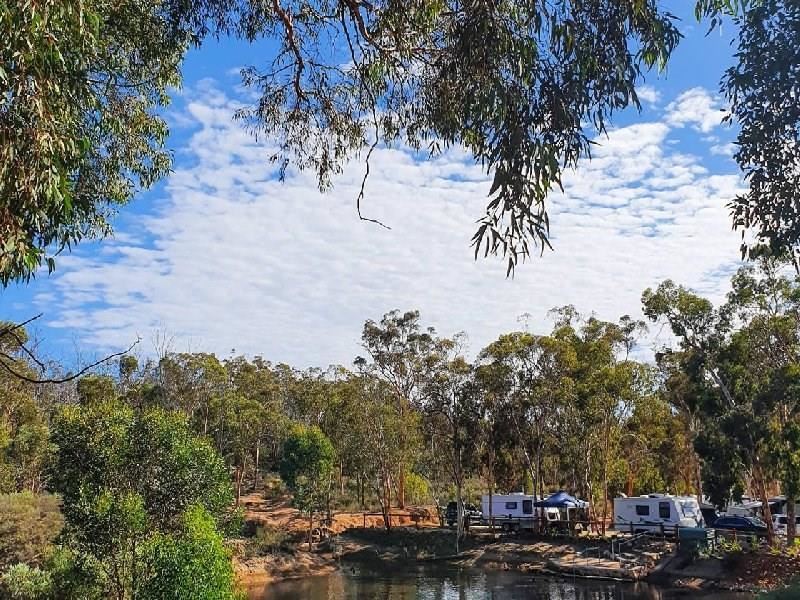 Accommodation/Tourism - Toodyay Holiday Park and Chalets