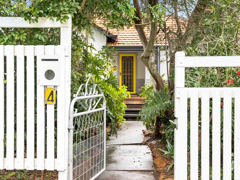 4 Snook Crescent, Hilton