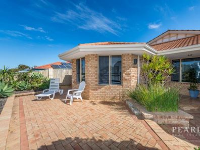 27 Avondale Court, Mindarie WA 6030