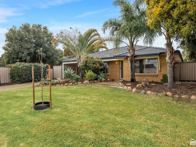 1 Lisbon Way, Seville Grove WA 6112
