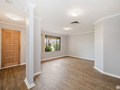1 Lisbon Way, Seville Grove WA 6112