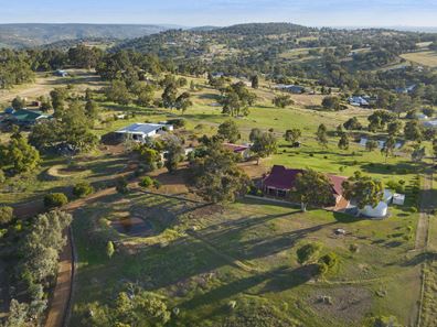 176 Clarkson Road, Bullsbrook WA 6084