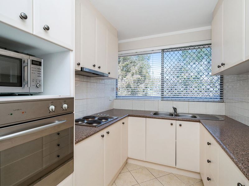 190/12 Wall Street, Maylands