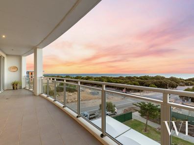 9/52 Rollinson Road, North Coogee WA 6163