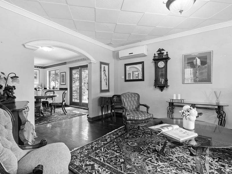 18 Queenscliffe Road, Doubleview