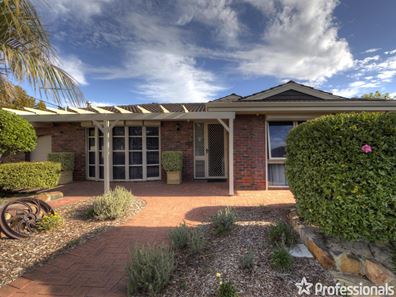 60 Cedar Way, Forrestfield WA 6058