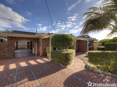 60 Cedar Way, Forrestfield WA 6058
