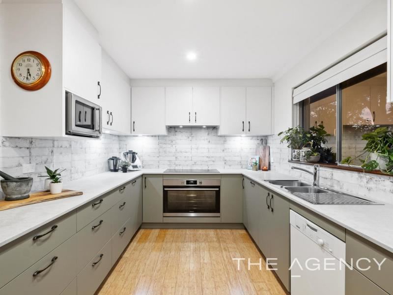 955 Clayton Road, Boya