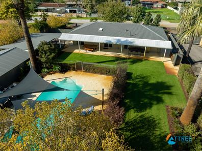 3 St Georges Avenue, Champion Lakes WA 6111