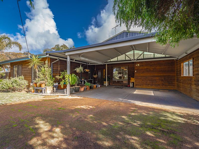 7 Kybra Street, Falcon