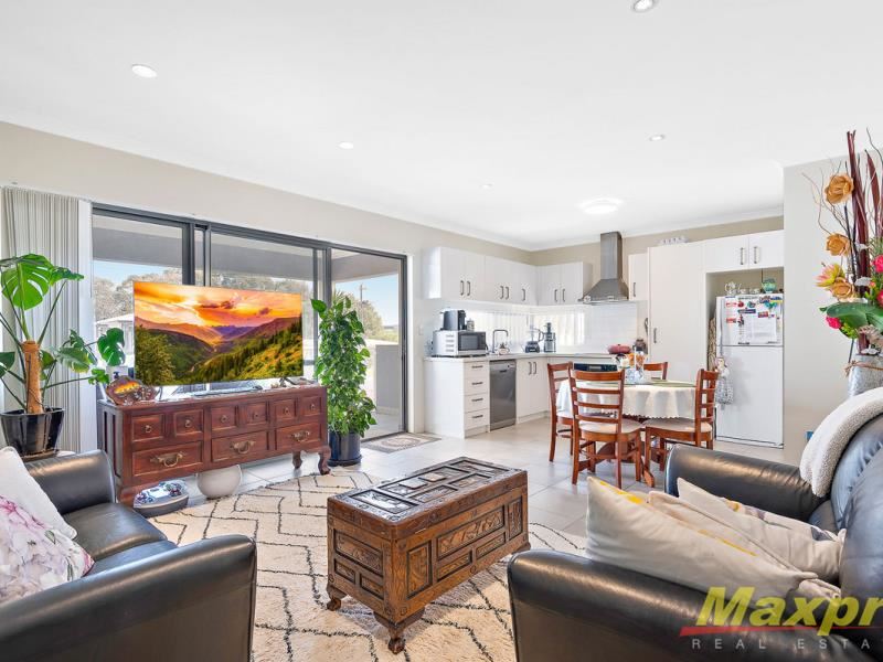 6/61 Hardey Road, Belmont