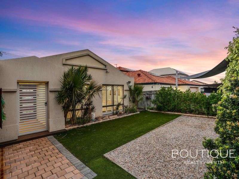 6 Mott Court, Hillarys