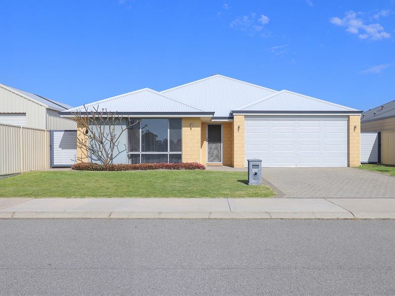 207 Sutton Street, Pinjarra WA 6208