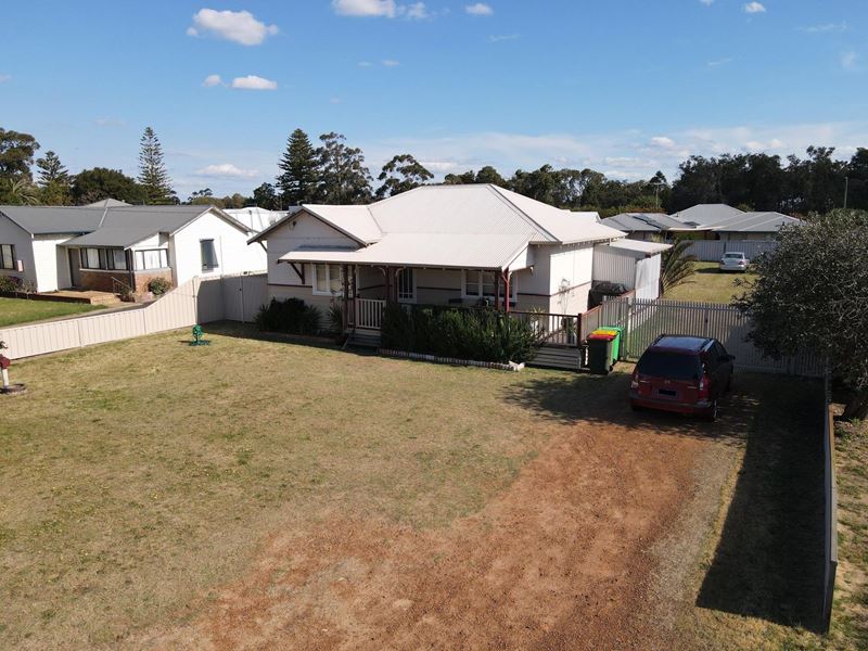 24 Gibbs Street, Carey Park