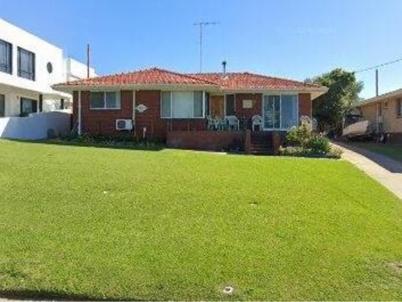 6 Wicklow Road, Halls Head