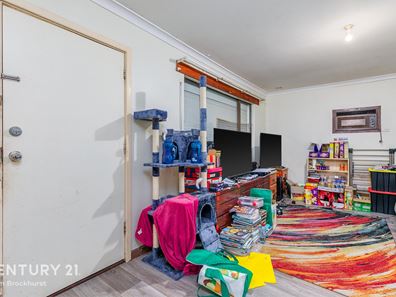 4 Dawson Way, Parmelia WA 6167