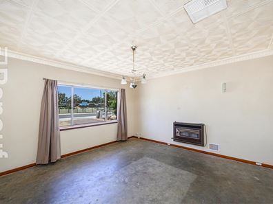 11 Morrison Road, Woodbridge WA 6056