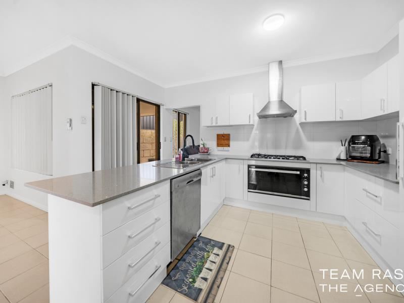 64 Kurrajong Boulevard, Banksia Grove