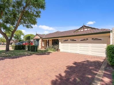 15 Daintree Loop, Ellenbrook WA 6069