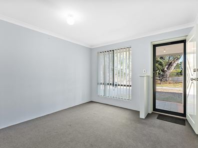 9 Chelsea Mews, Canning Vale WA 6155