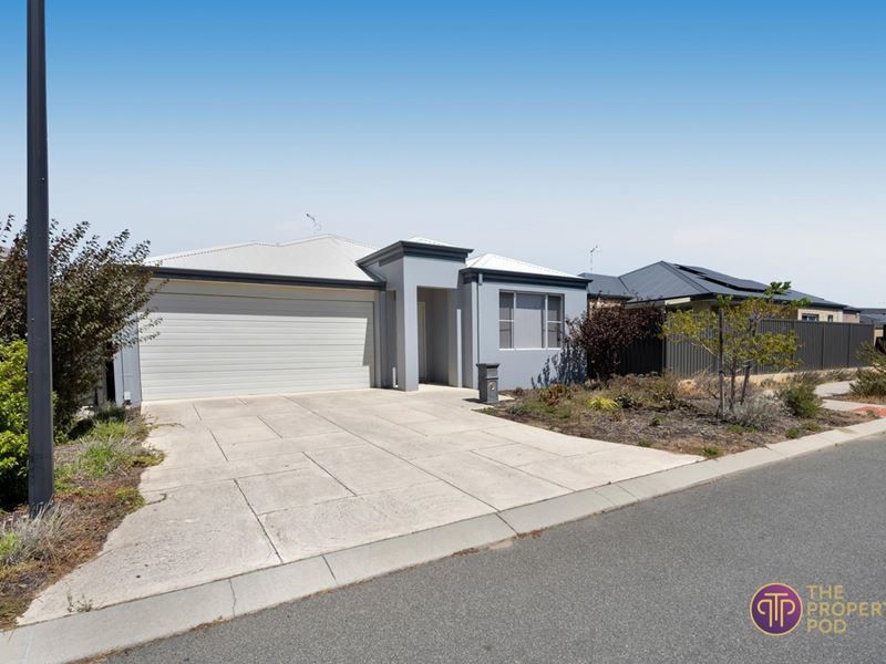 4 Sunstone Boulevard, Treeby