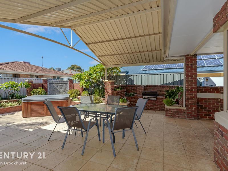8 Harrier Close, Huntingdale