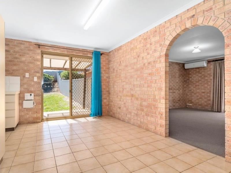 2/61 Waldeck Street, Geraldton WA 6530