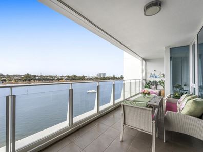 506/1 Marco Polo Drive, Mandurah WA 6210