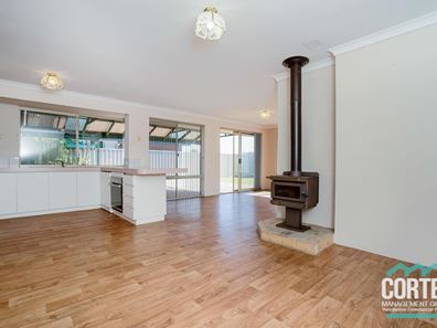 15 Basslet Place, Warnbro WA 6169