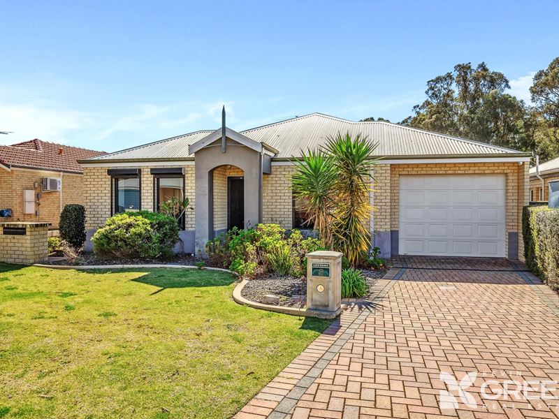 8/18 Irrawaddy Drive, Greenfields