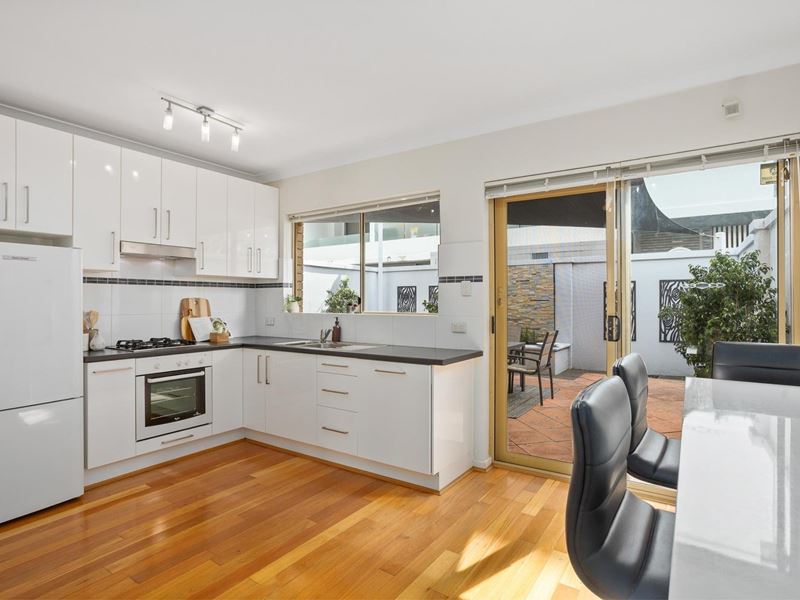 6/210 Carr Place, Leederville WA 6007