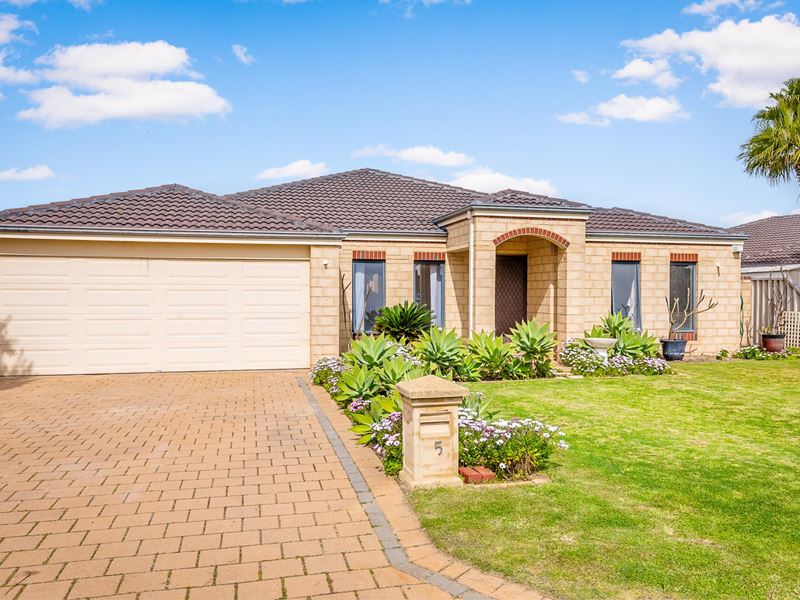 5 Yorlor Way, Quinns Rocks WA 6030