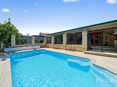 56 Monaltrie Loop, Carramar WA 6031