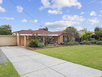 23 Lakemba Way, Waikiki WA 6169