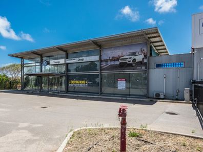 107-109 North West Coastal Highway, Wonthella WA 6530