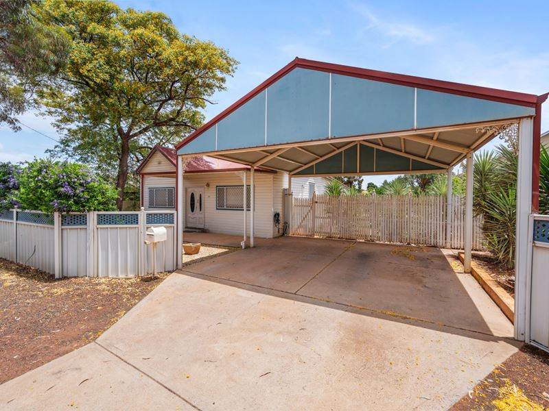 18 Whitlock Street, South Kalgoorlie WA 6430