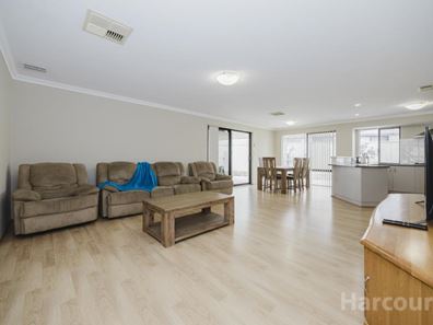 38 Carbine Loop, Banksia Grove WA 6031