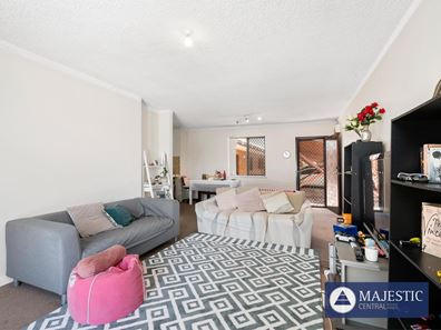 Unit 49/309 Harborne St, Glendalough WA 6016
