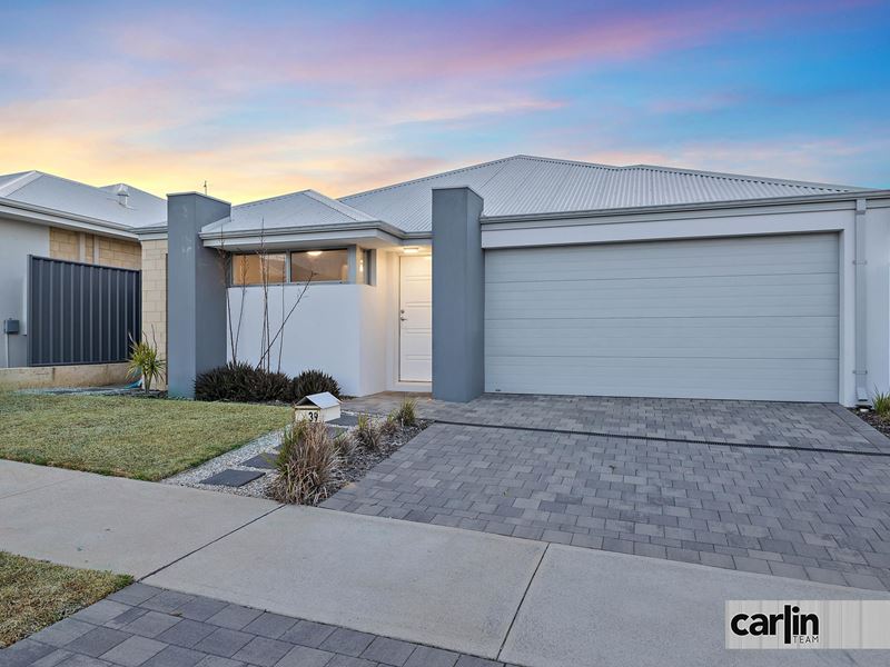 39 Melbourne Loop, Hammond Park