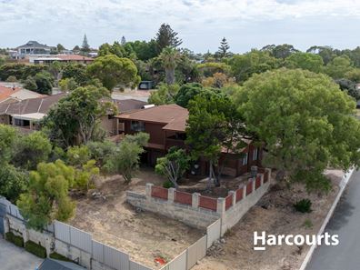 74 Dampier Avenue, Mullaloo WA 6027