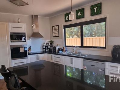 11a Trotman Avenue, Newman WA 6753